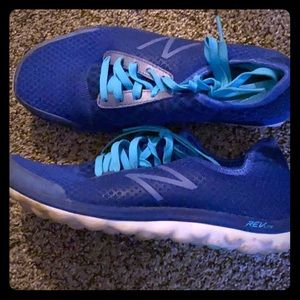 New Balance Tennis Shoes